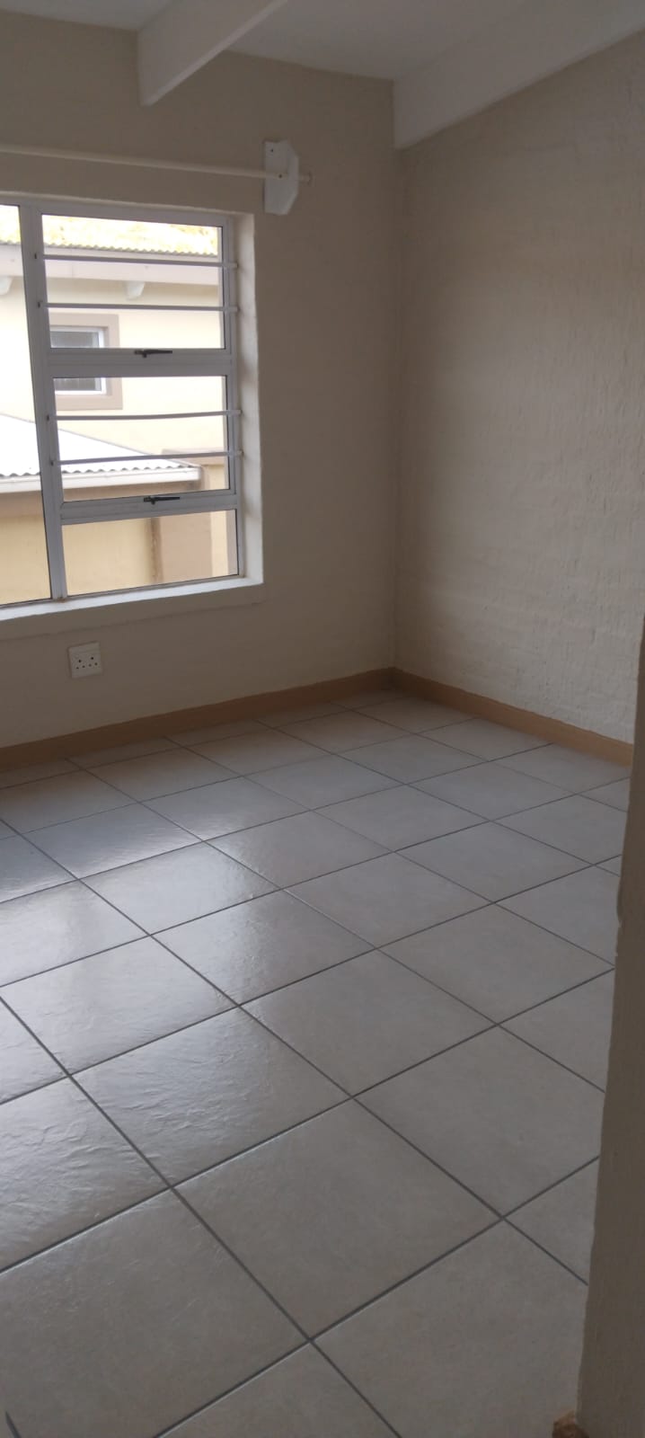 To Let 3 Bedroom Property for Rent in Island View Western Cape